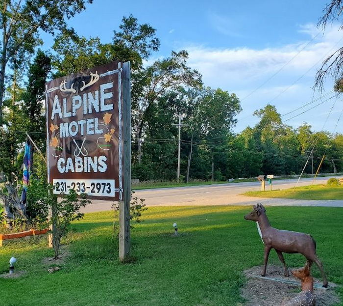 Alpine Motel - Web Listing (newer photo)